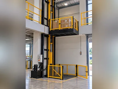 Single Mast Goods Lift